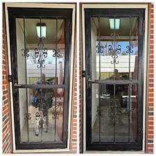 Beautiful-Window-Cleaning-Soffit-Soft-Wash-in-Tuscaloosa-County-AL 3