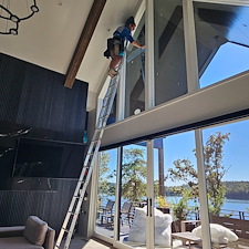 Exceptional-Window-Cleaning-in-Northport-AL 4