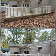Extraordinary-House-Wash-Hand-Rail-Soft-Wash-in-Northport-AL 5