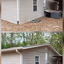 Extraordinary-House-Wash-Hand-Rail-Soft-Wash-in-Northport-AL 3