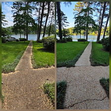 Extraordinary-Vinyl-Soft-Washing-Concrete-Cleaning-Window-Cleaning-in-Northport-AL 3