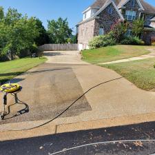HINTON PLACE HOME'S DRIVEWAY CLEANING IN TUSCALOOSA, AL