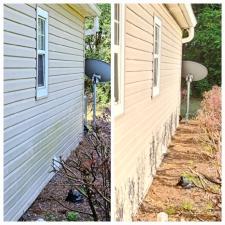 Professional-Concrete-Cleaning-House-Washing-On-Tierce-Lake-Rd-In-Northport-AL 7