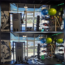 Sparkling-Inside-Commercial-Window-Cleaning-in-Tuscaloosa-AL 2