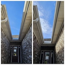 Unbelievable-Soffit-Fascia-Concrete-Cleaning-in-Vestavia-Hills-AL 1